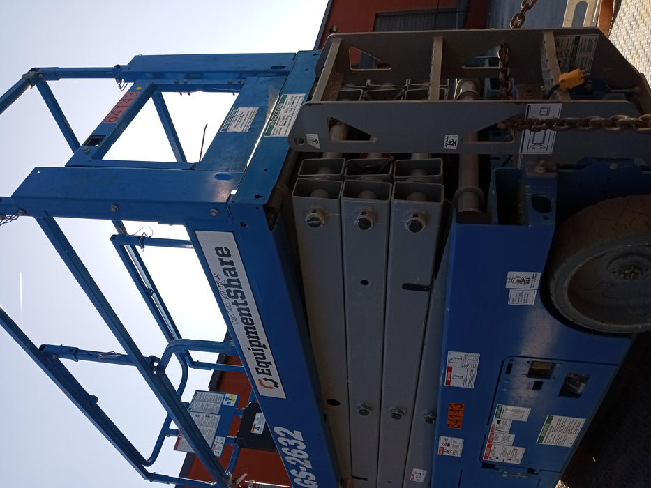 2020 Genie GS-2632 Standard, Folding half height swing gate