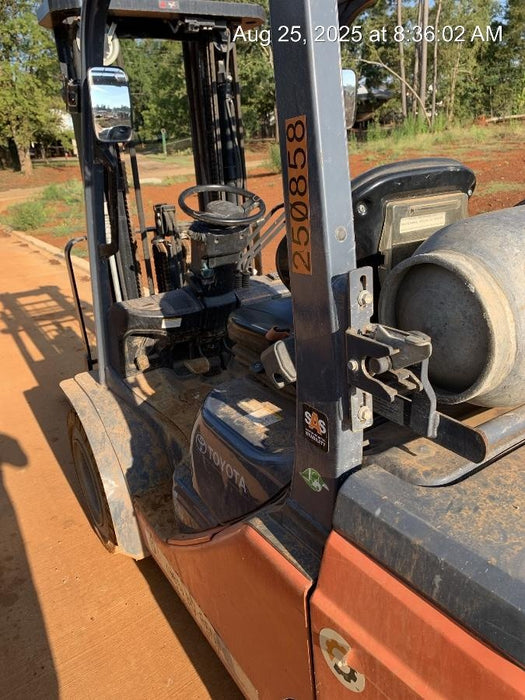 2022 TOYOTA 50-8FGU25