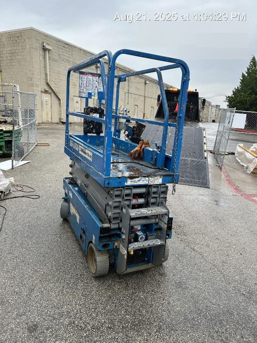 2019 Genie GS-1930 Fixed Rails with Chain Entry