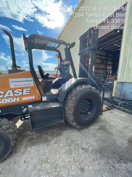 2022 CASE 586H