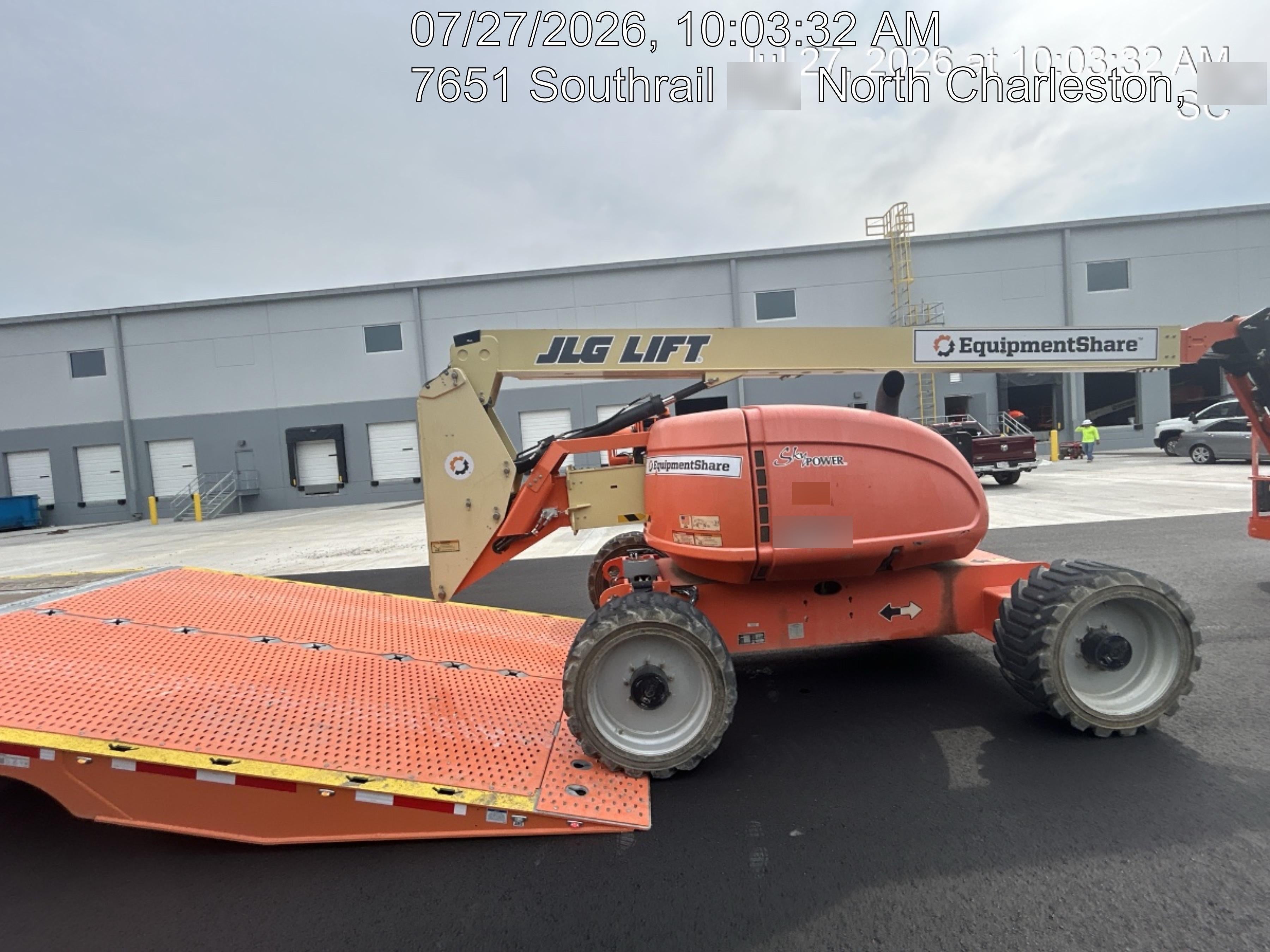 2021 JLG 600AJ