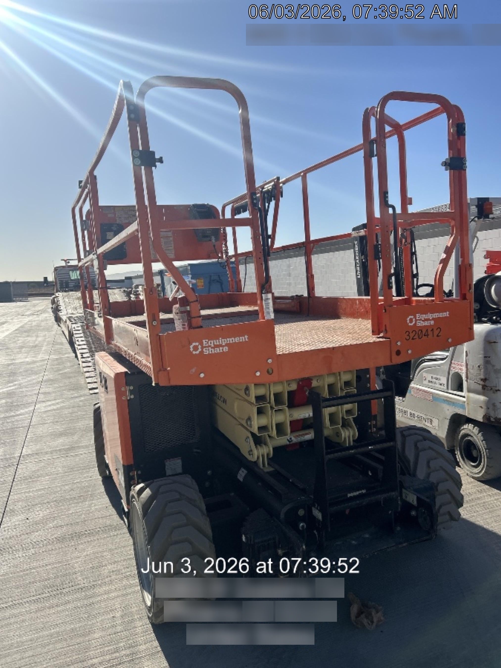 2023 JLG RT2669
