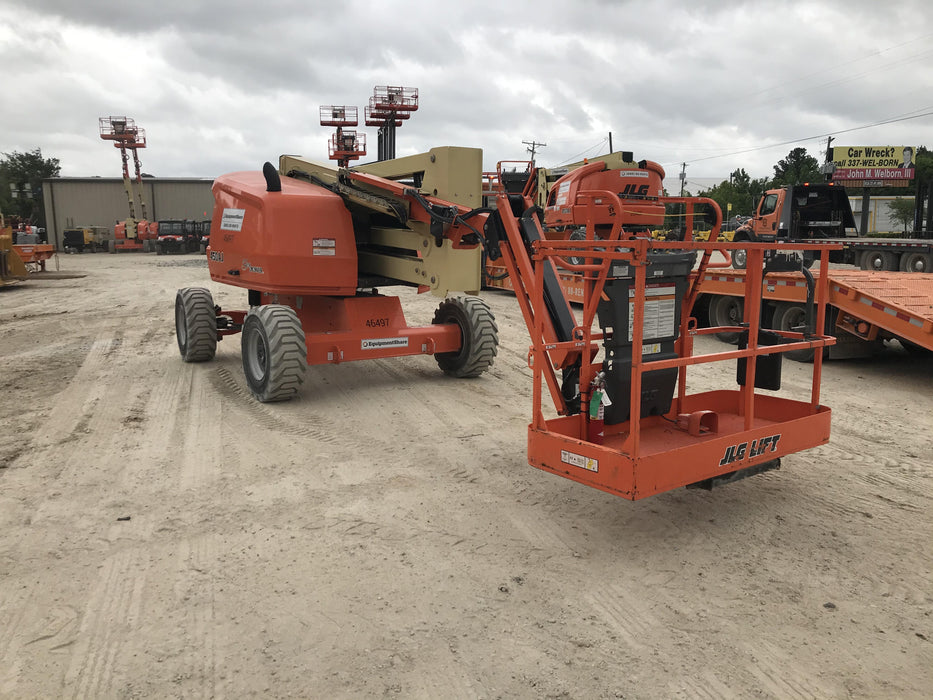 2019 JLG 450AJ