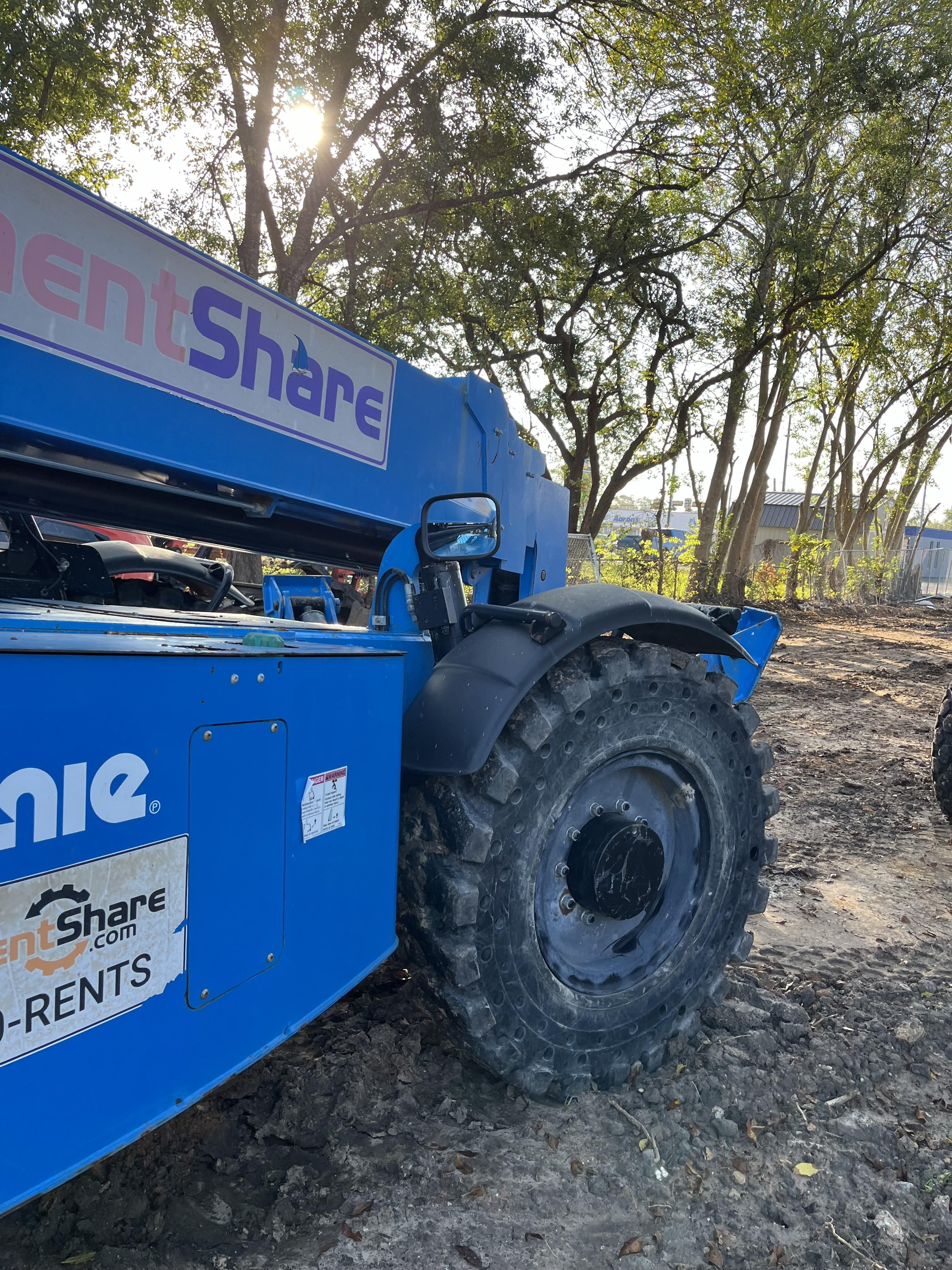 2017 Genie GTH-1056 Genie GTH1056, Solid Tires, 60" carriage, Open ROPS