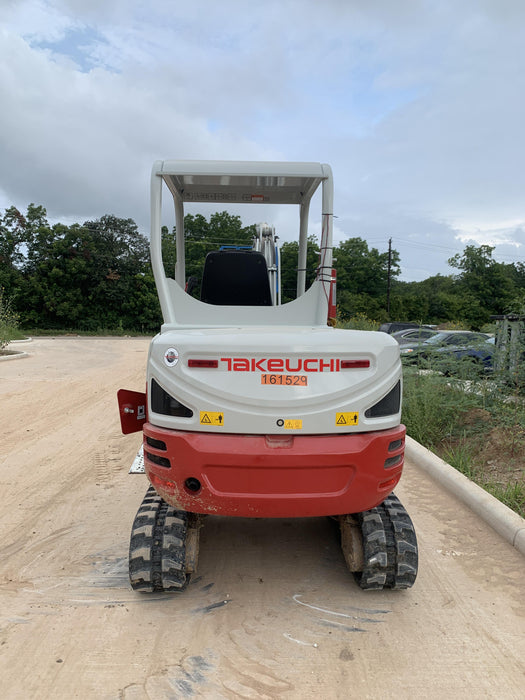 2021 TAKEUCHI TB235-2R