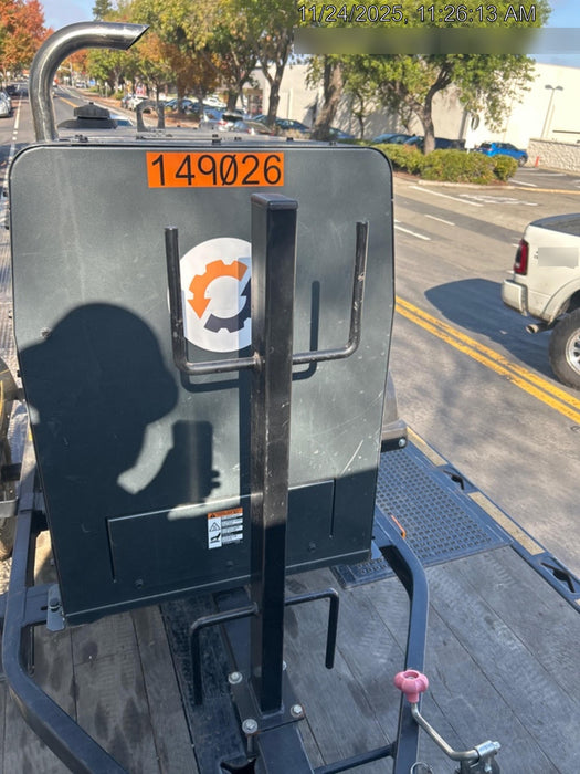 2021 Lincoln Electric Dual Maverick 200/200X Ready Pak 3 (includes trailer, cable rack, fender light kit)