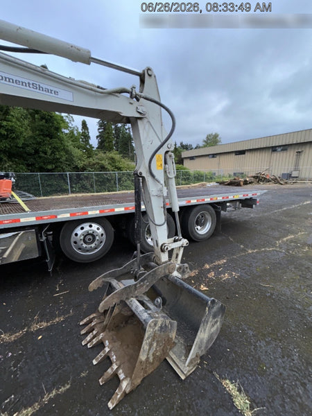 2023 TAKEUCHI TB250-2CR