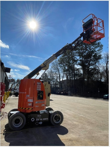 2023 JLG E300AJP