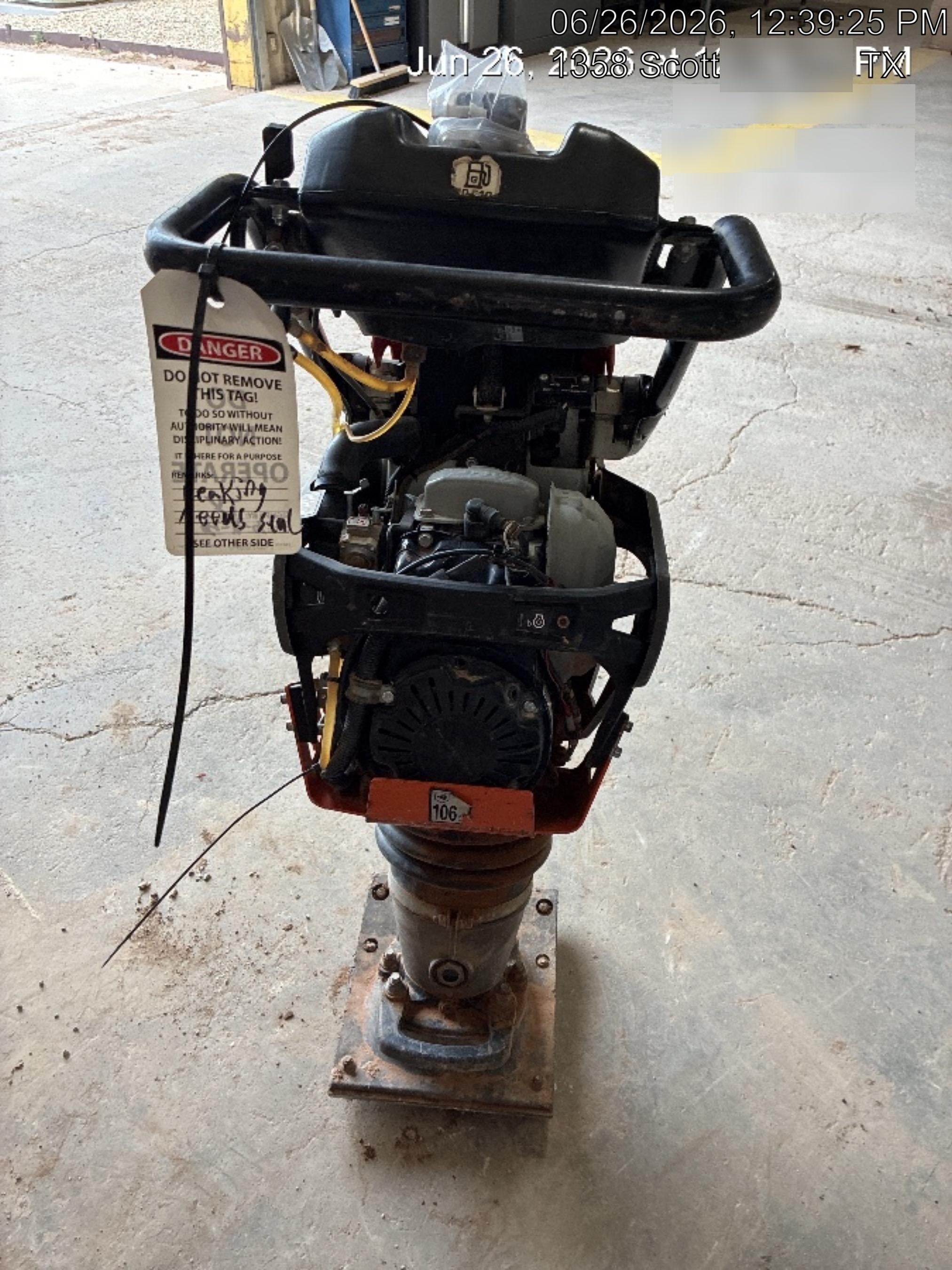 2025 HUSQVARNA LT6005