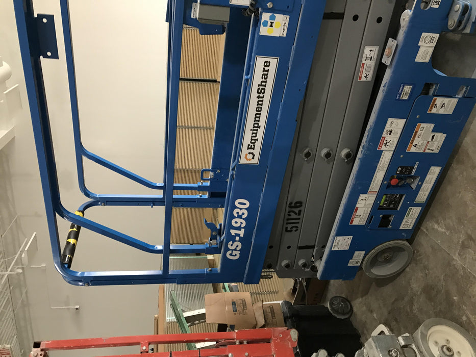 2019 Genie GS-1930 Fixed Rails with Chain Entry