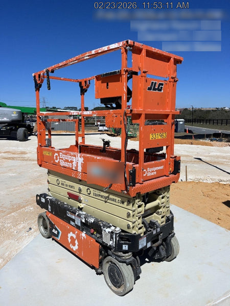 2021 JLG ES1932