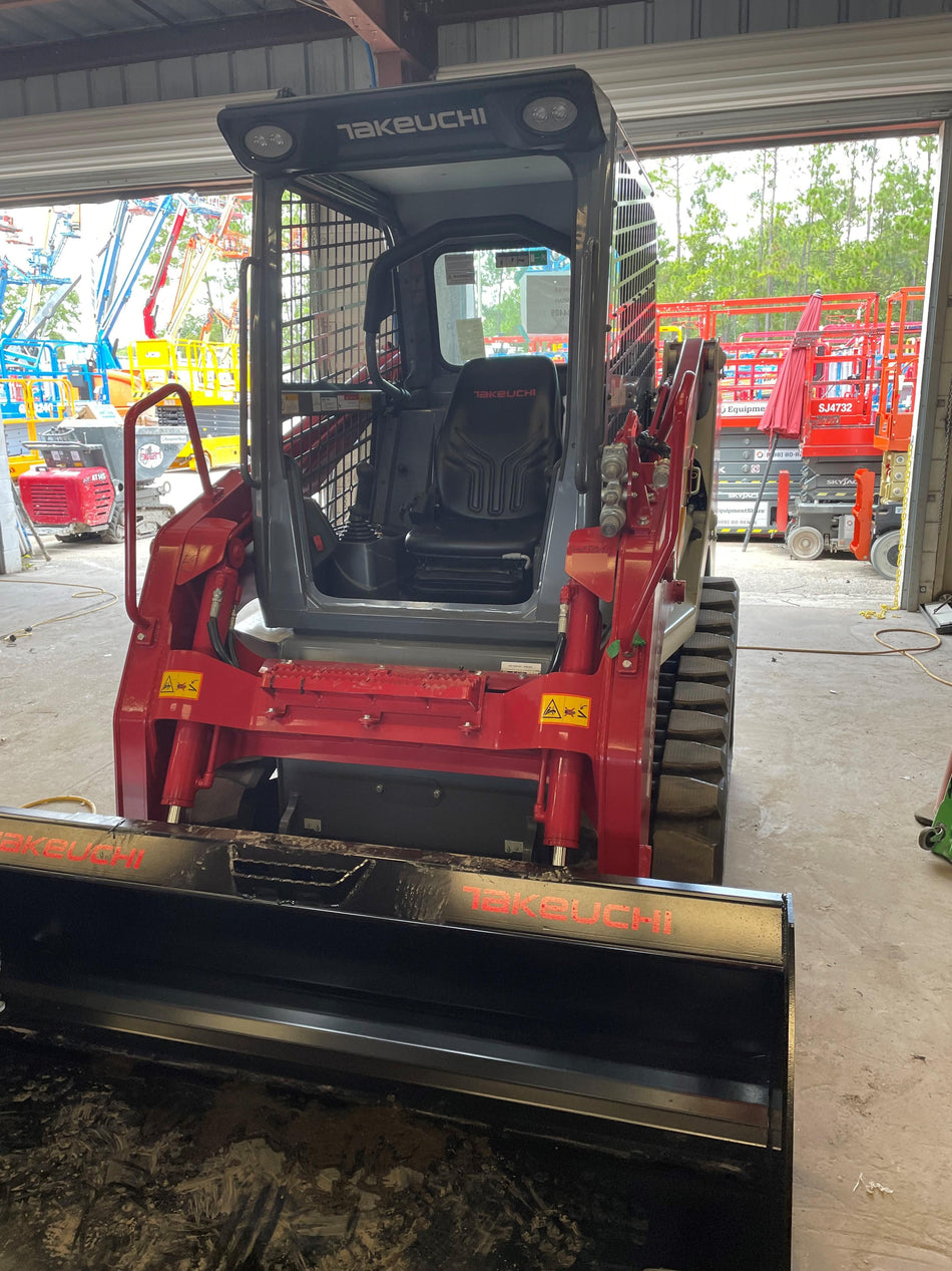 2022 TAKEUCHI TL8R2-R
