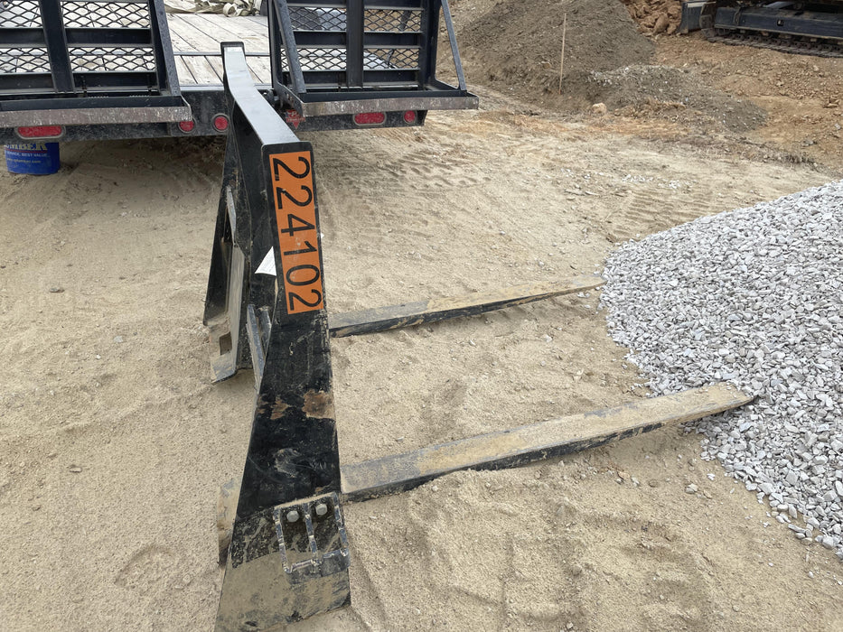 2022 ARROW MATERIAL HANDLING 48" Pallet Forks - Arrow