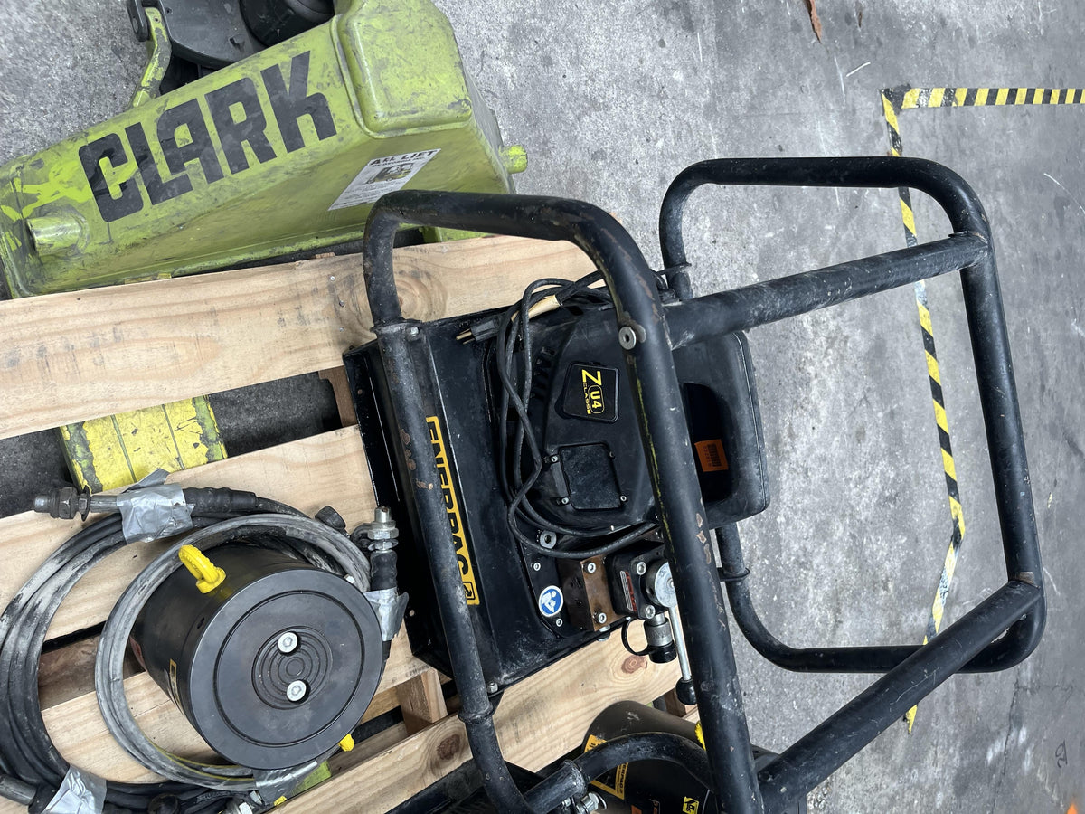 2022 ENERPAC ZU4420PB-R