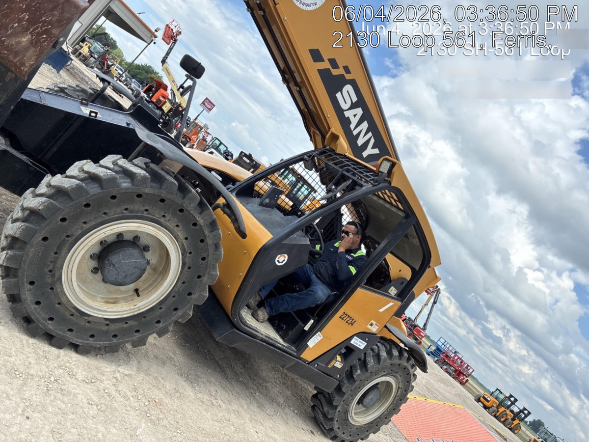 2023 SANY STH1056