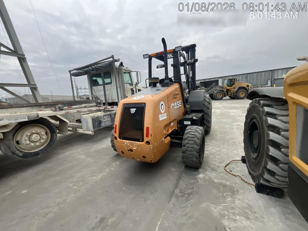 2021 CASE 588H