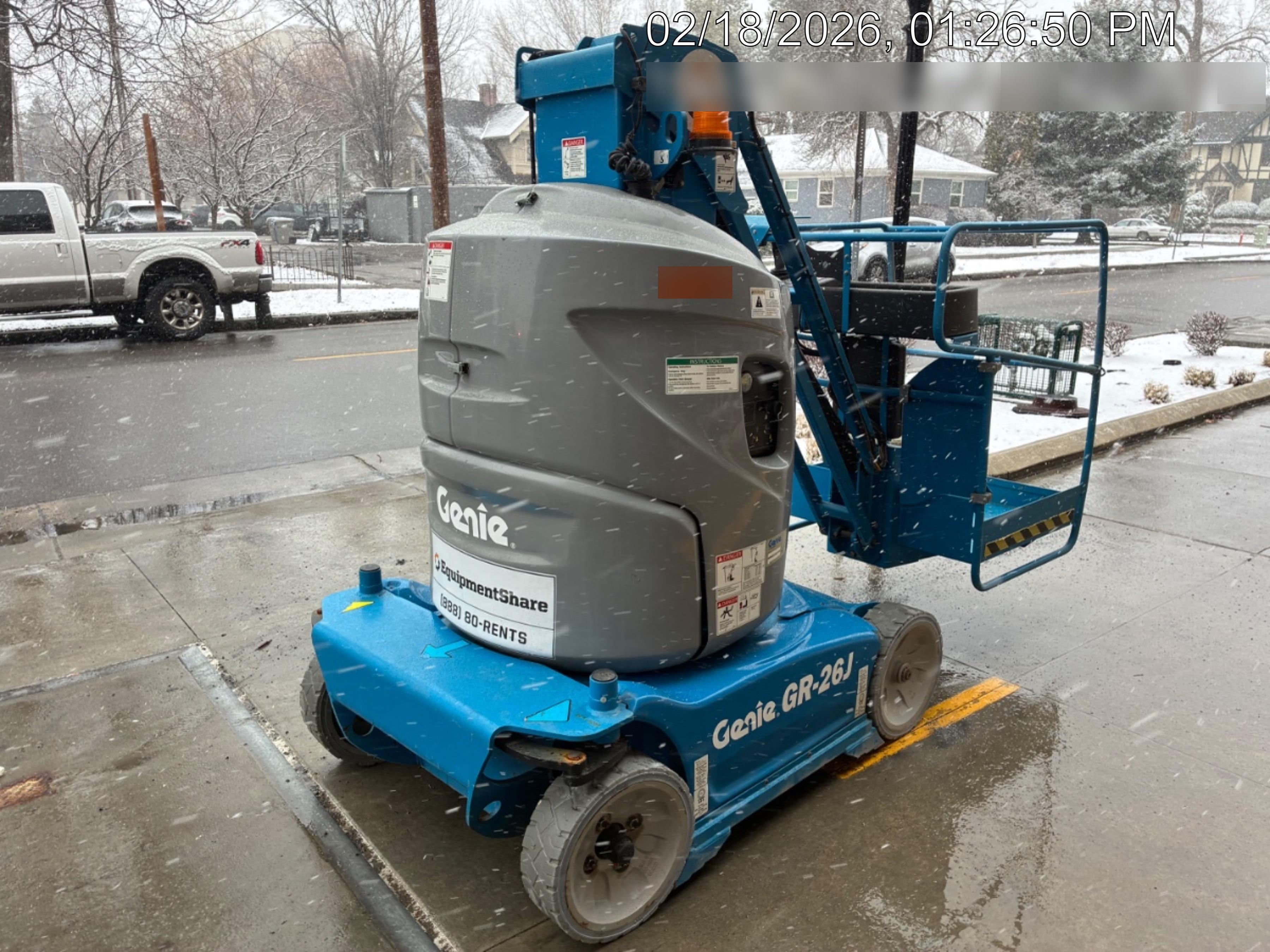 2020 GENIE GR-26J