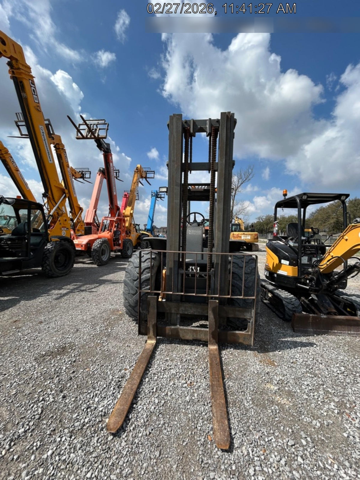 2019 CASE 588H