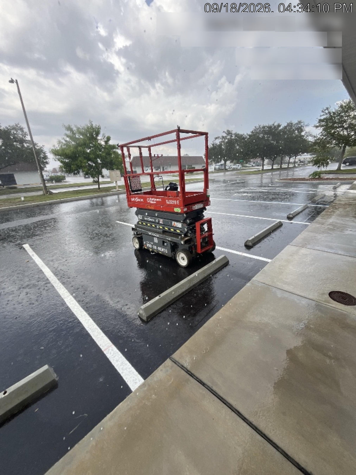 2024 Skyjack SJ3219 Electric Drive, Sld NM Tires, DBcns, RFRails, Power to Platform, T3 + Access Control