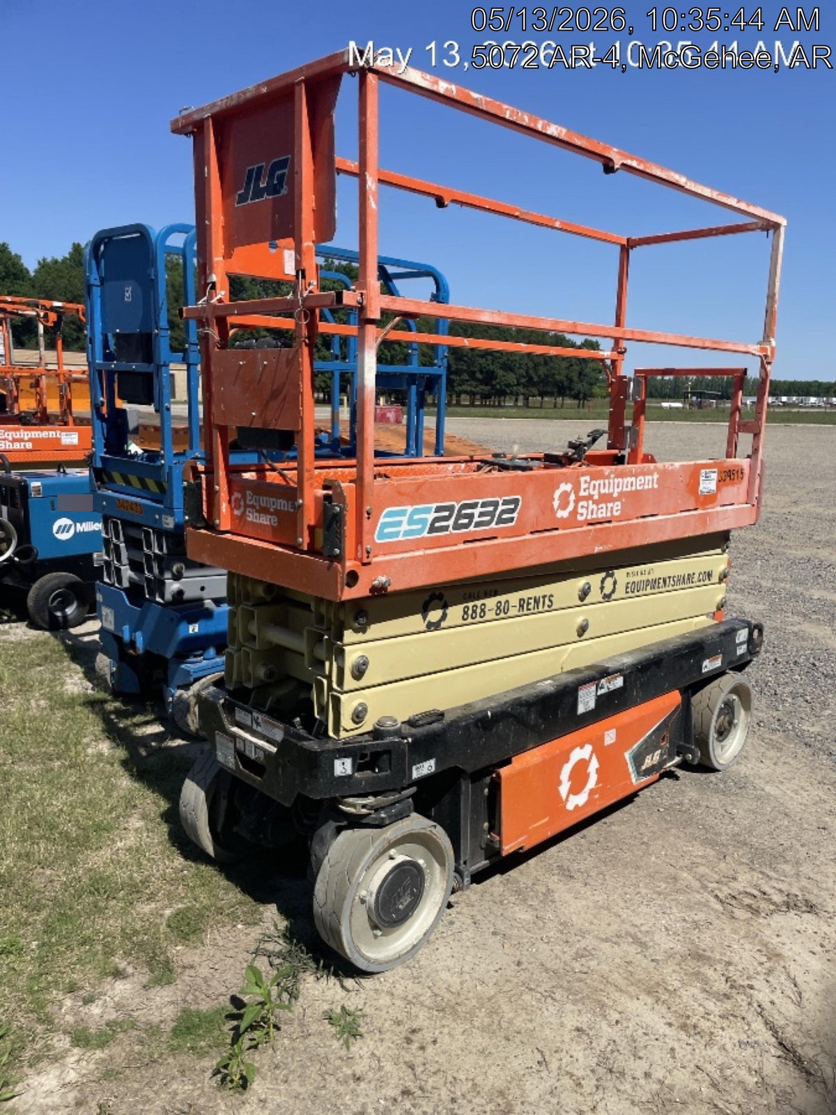 2023 JLG ES2632