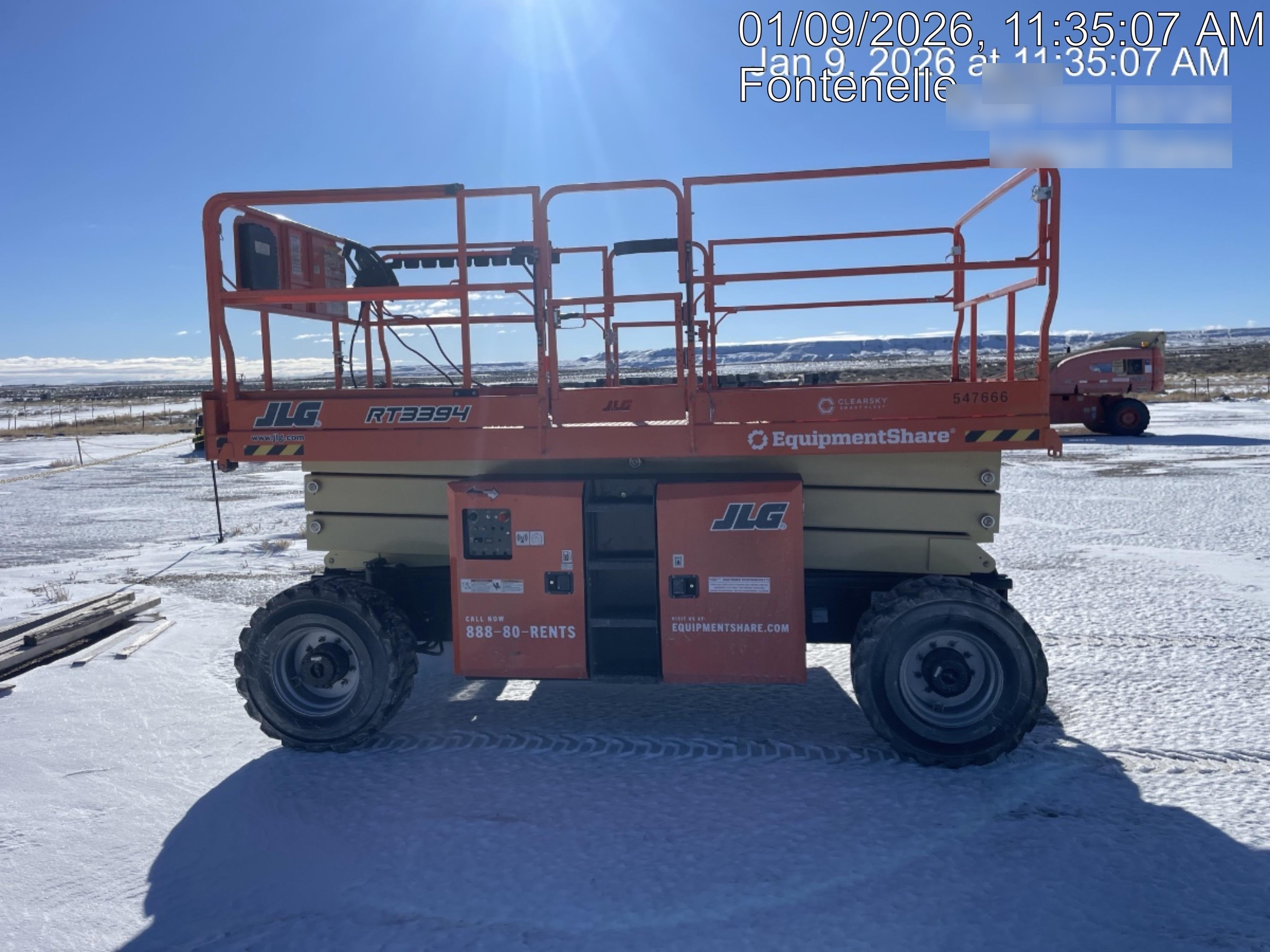 2025 JLG RT3394