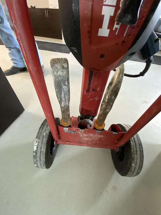 2020 HILTI TE 3000-AVR