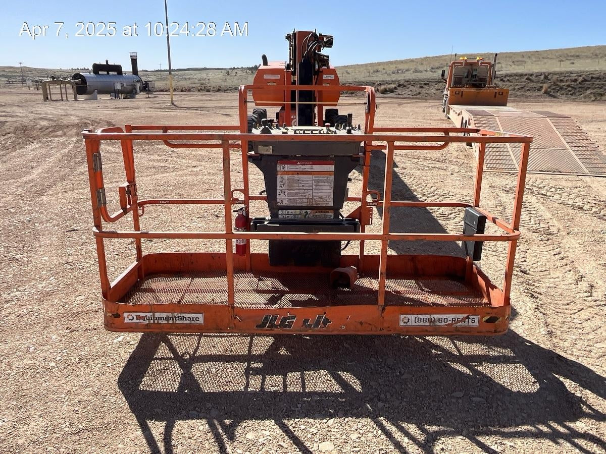 2021 JLG 860SJ