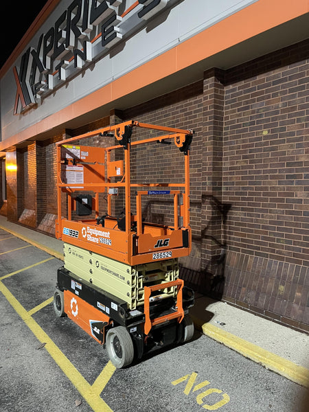 2022 JLG ES1932