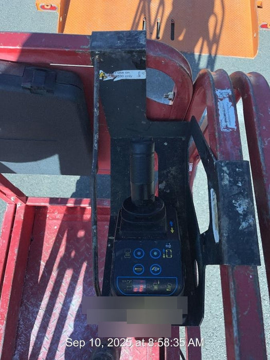 2020 MEC 1330SE Solid NM Tires, Steel Swing out Doors, LCS, Beacon, 900W Inverter