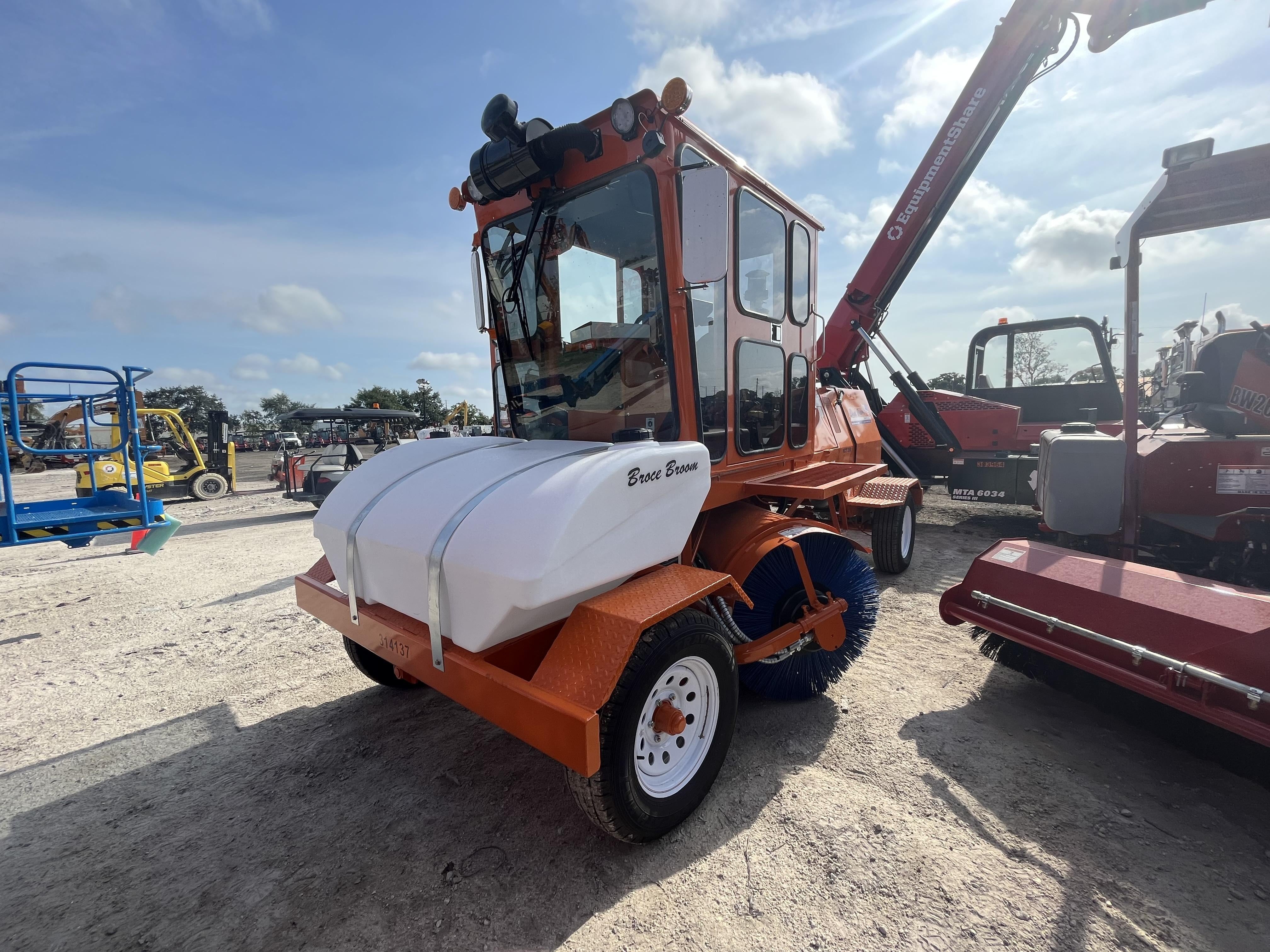 2023 BROCE RCT350