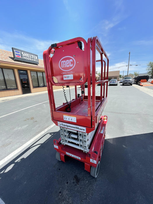 2020 MEC 1330SE Solid NM Tires, Steel Swing out Doors, LCS, Beacon, 900W Inverter