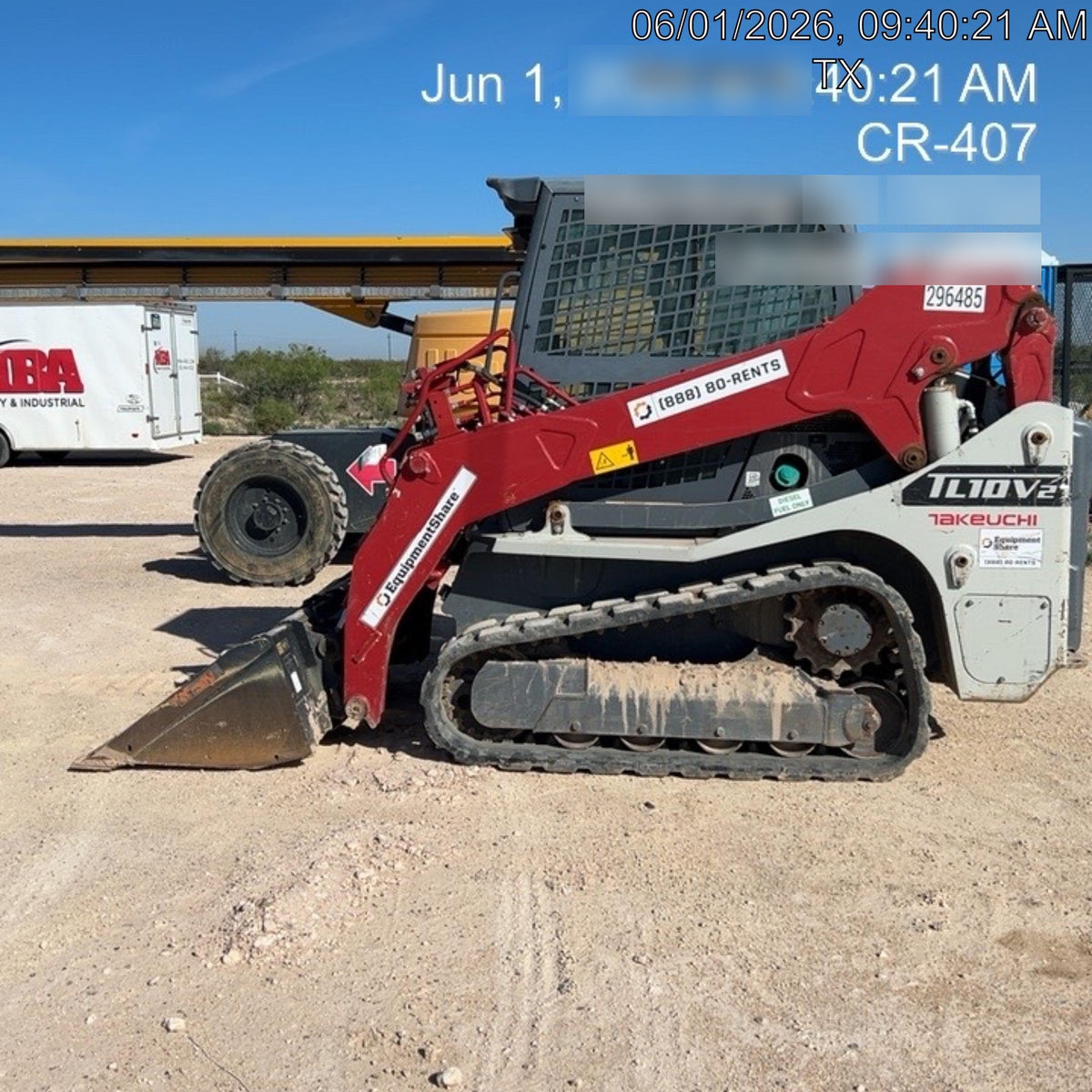 2023 TAKEUCHI TL10V2-CR