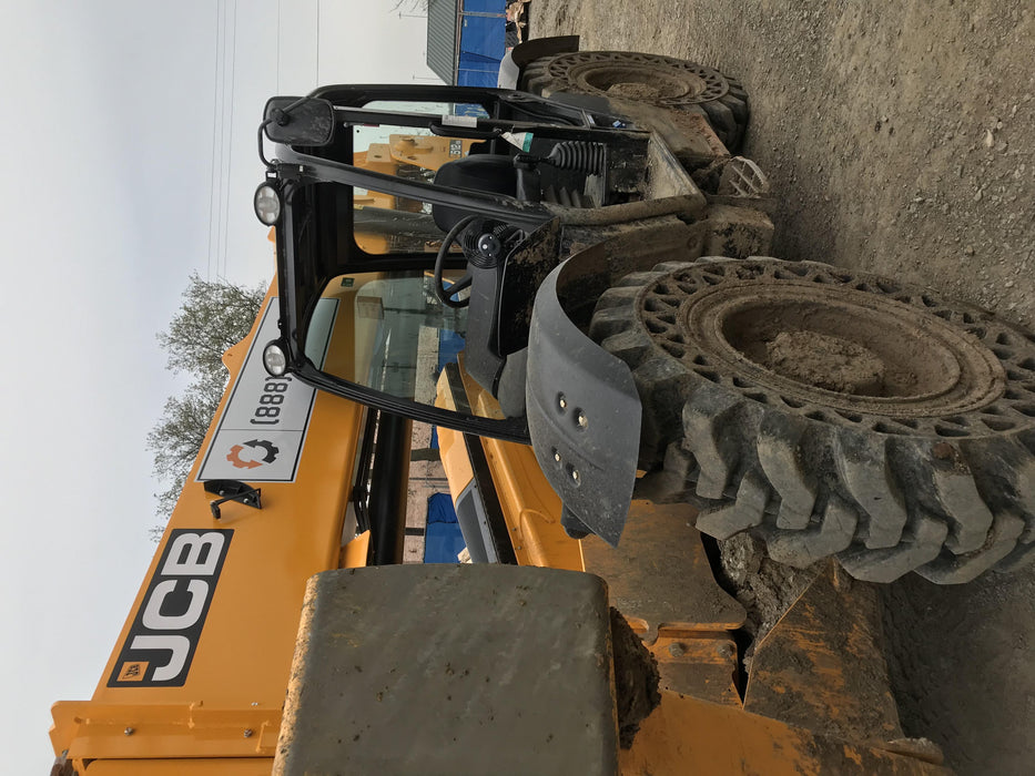 2019 JCB 512-56 Canopy, 109 HP, Solid Tires, STD Worklight, Beacon, Aux Hydraulics, Lifting Eye, Back up Alarm w/66" Carriage/60" Forks