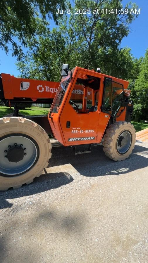 2025 JLG 10054