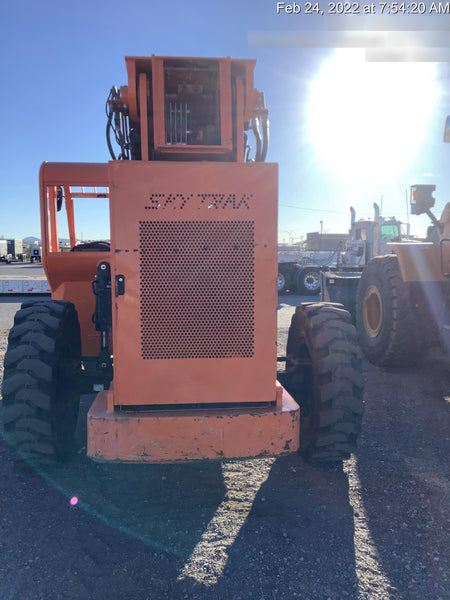 2017 SKYTRAK 10054