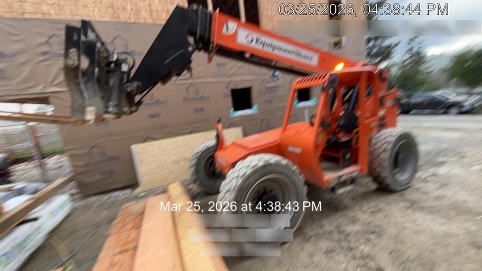 2021 JLG 1001095418S