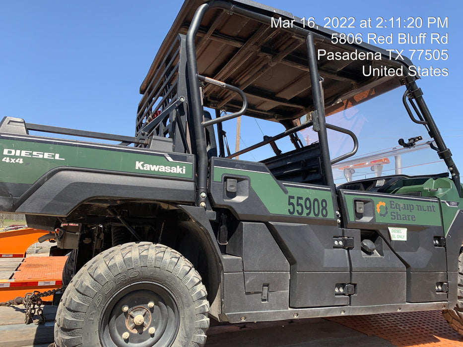 Kawasaki Mule PRO-DXT Standard Options, Backup Alarm, Beacon, Plastic Hard Top, Poly Windshield, Horn Kit