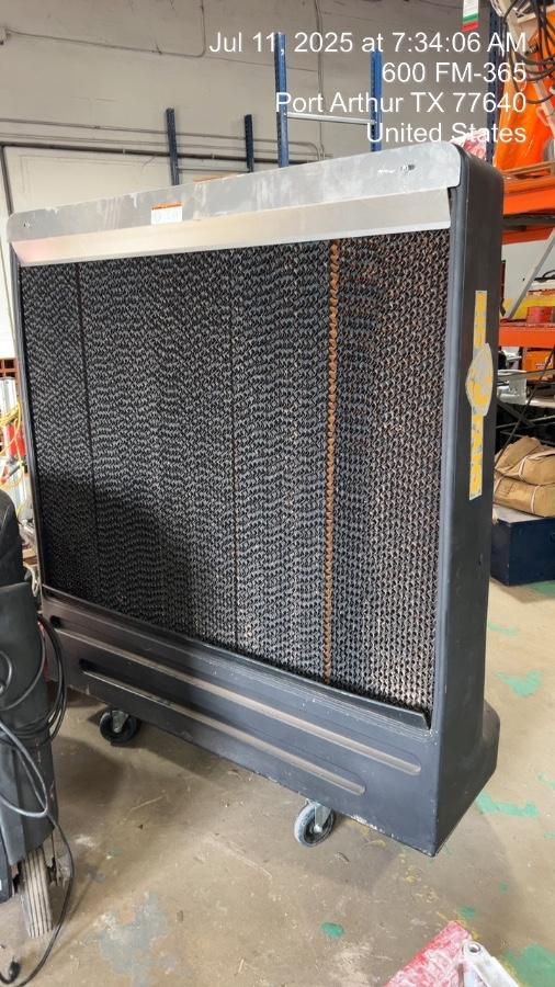 2025 BIG ASS FANS Cool Space 400