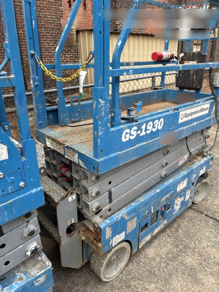 2020 Genie GS-1930 Fixed rails with chain entry gate - Pre A92.20