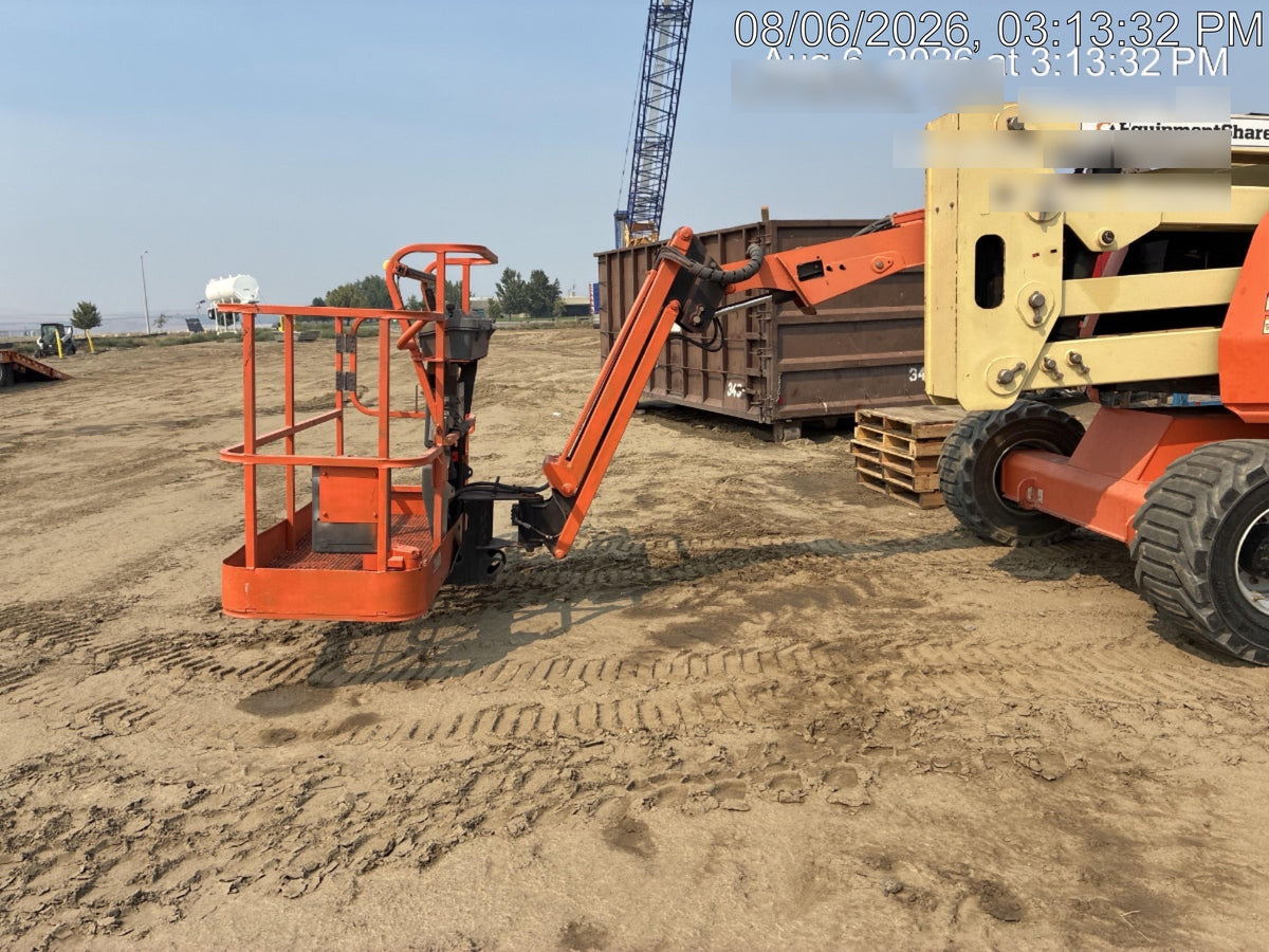 2019 JLG 450AJ