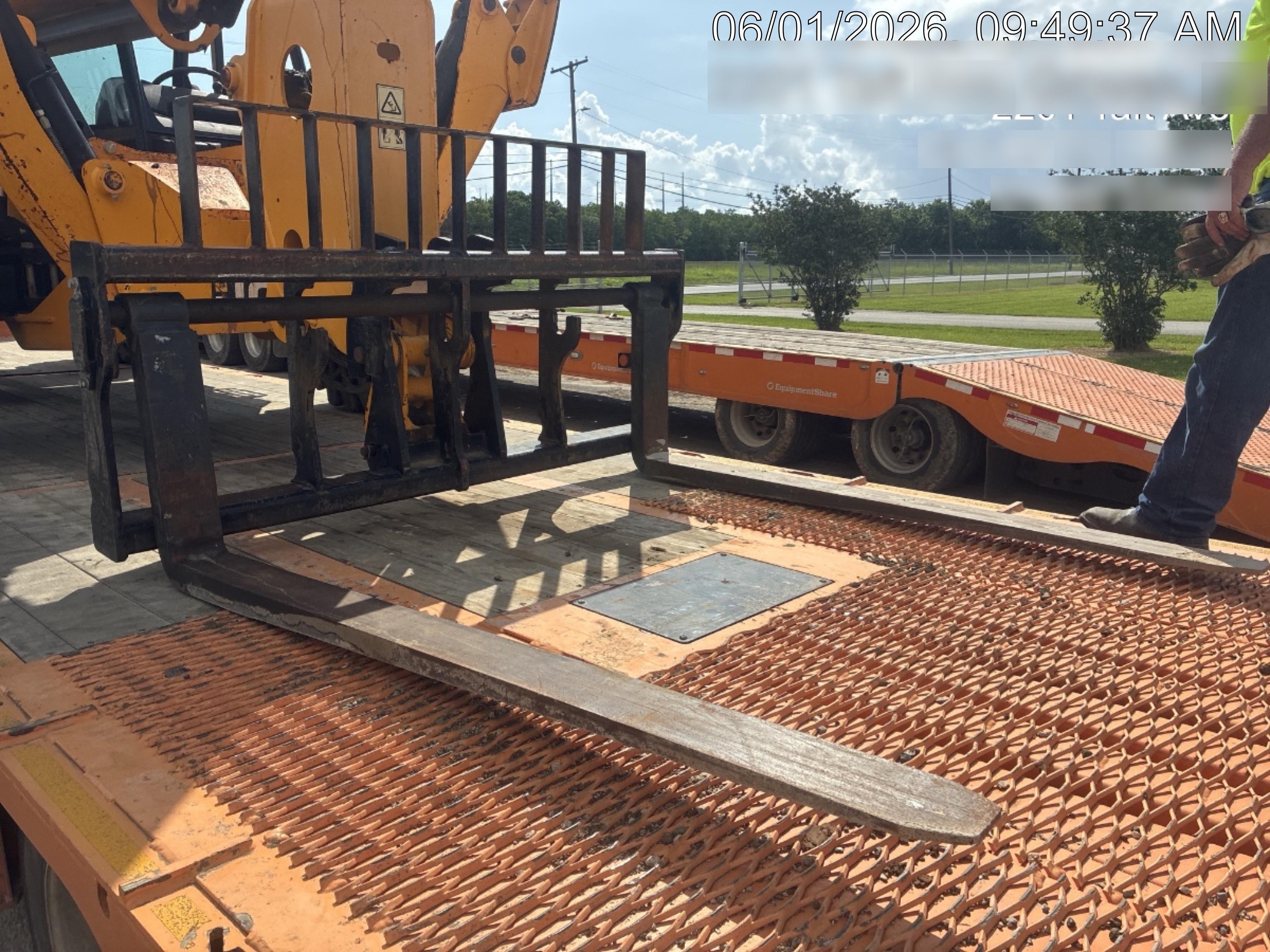 2021 JCB 510-56
