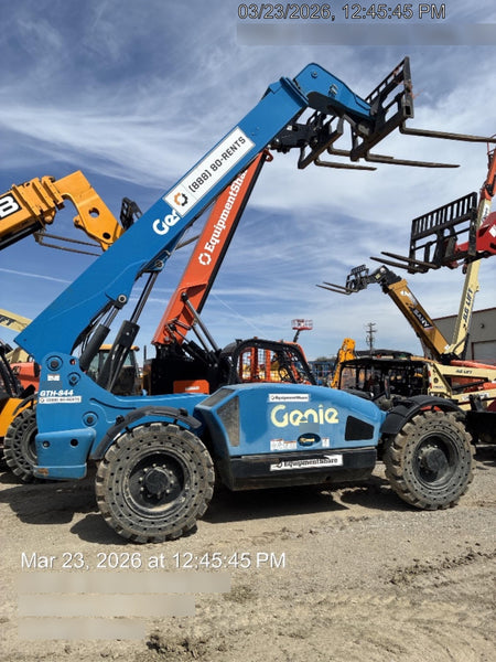 2019 Genie GTH-844 GTH-844 w/Open ROPS, FF Tires, beacon/work lights, 60" carriage/forks