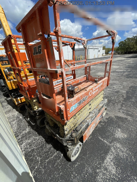 2022 JLG ES1932