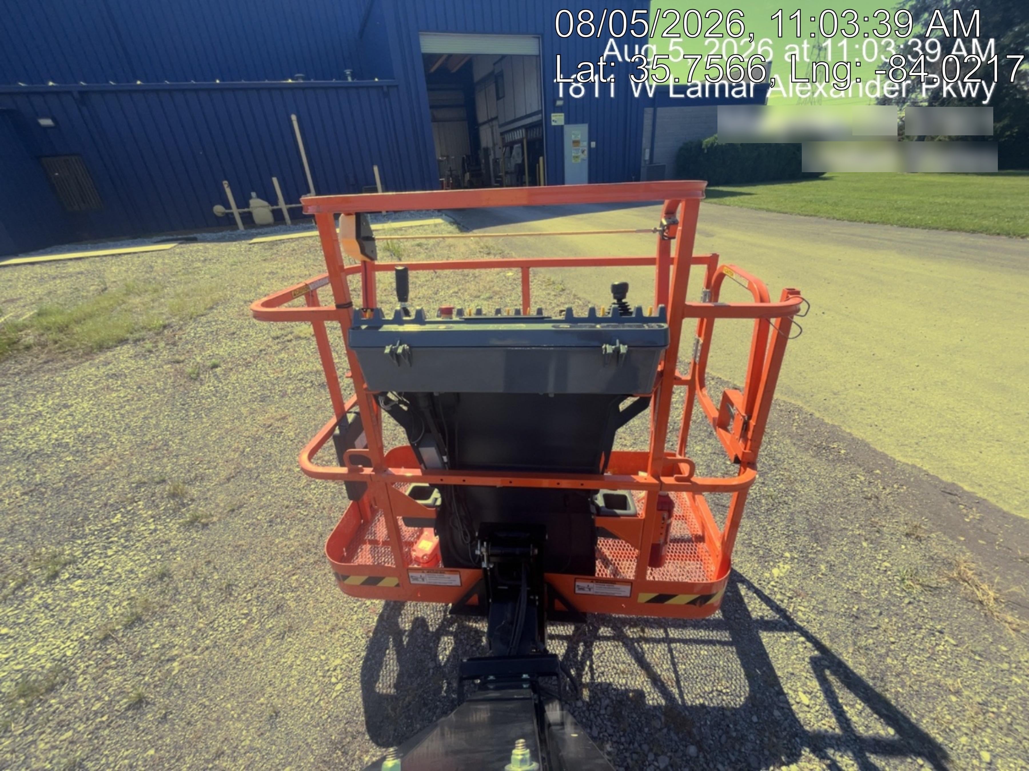 2024 JLG E450AJ