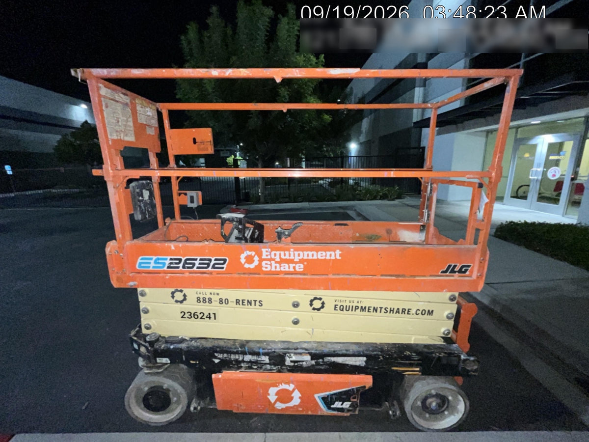 2022 JLG ES2632