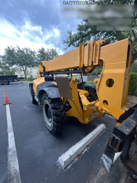 2023 JCB 510-56