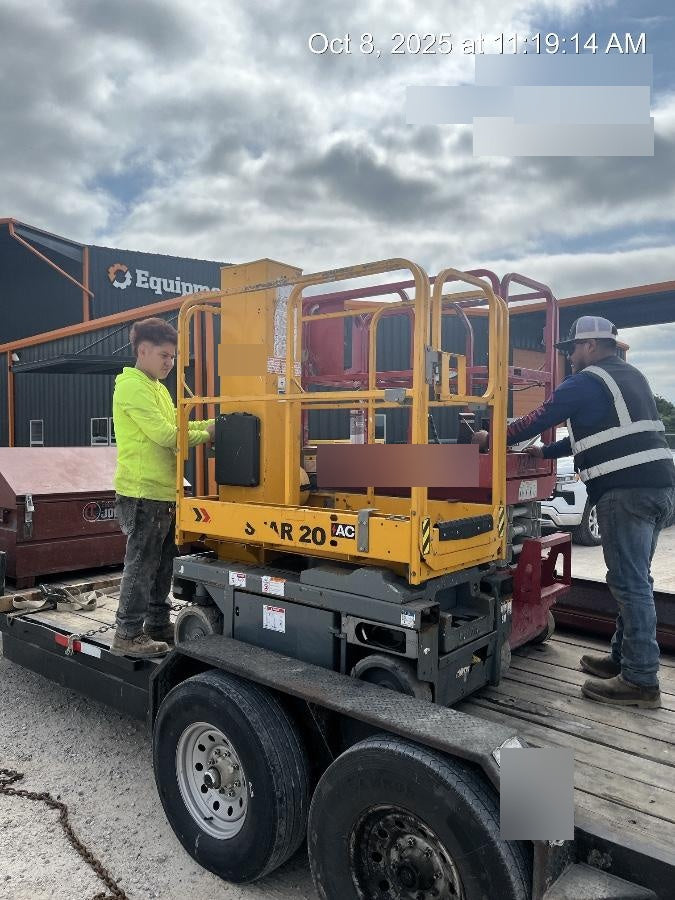 2019 MEC 1330SE MEC 1330SE w/ES Track Hardware, Full Extended 2 Year Warranty