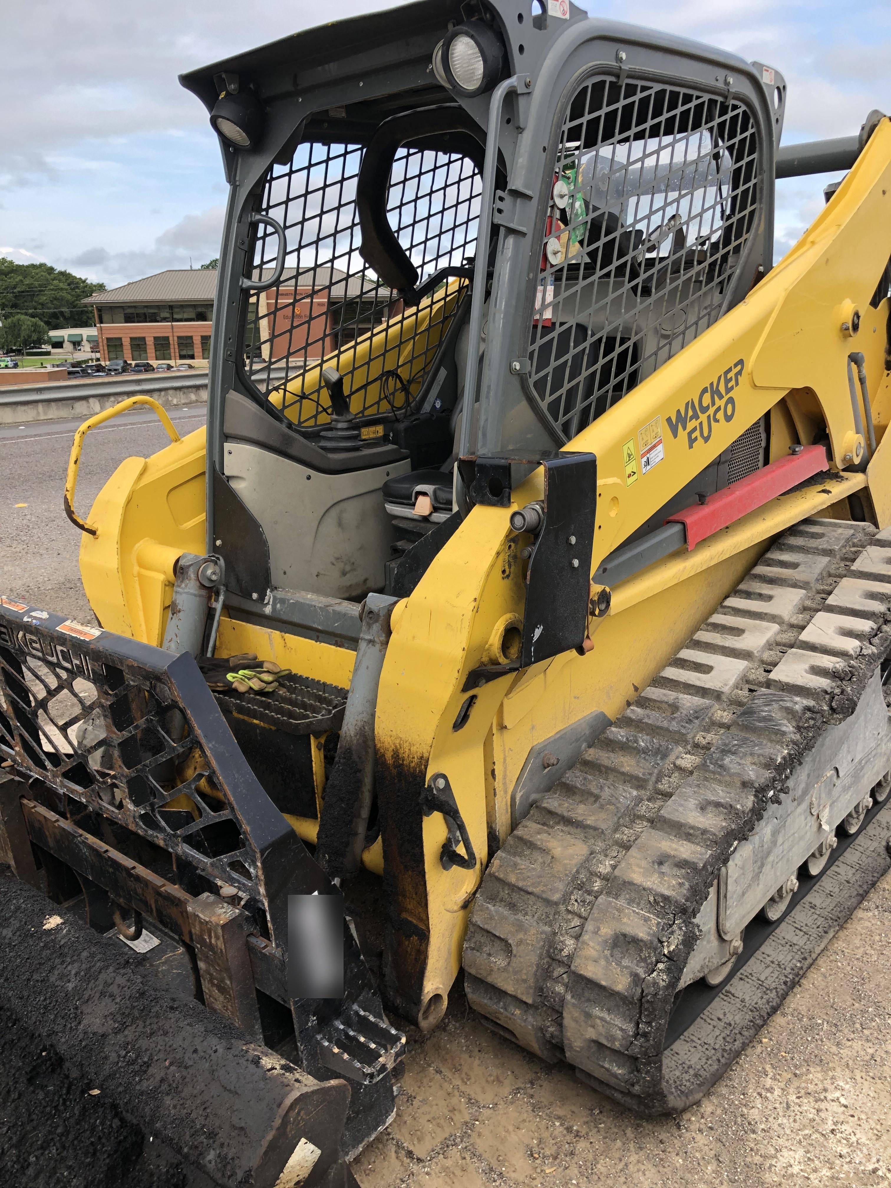 Wacker Neuson ST45 Wacker Neuson ST45 10K Tracked Skid Loader, Canopy, ISO, Bucket Leveling, 84" Bucket w/ Smooth bolt on edge