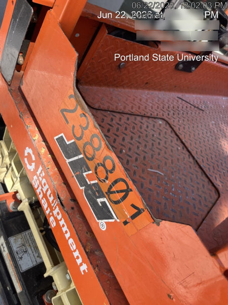 2022 JLG ES1330L