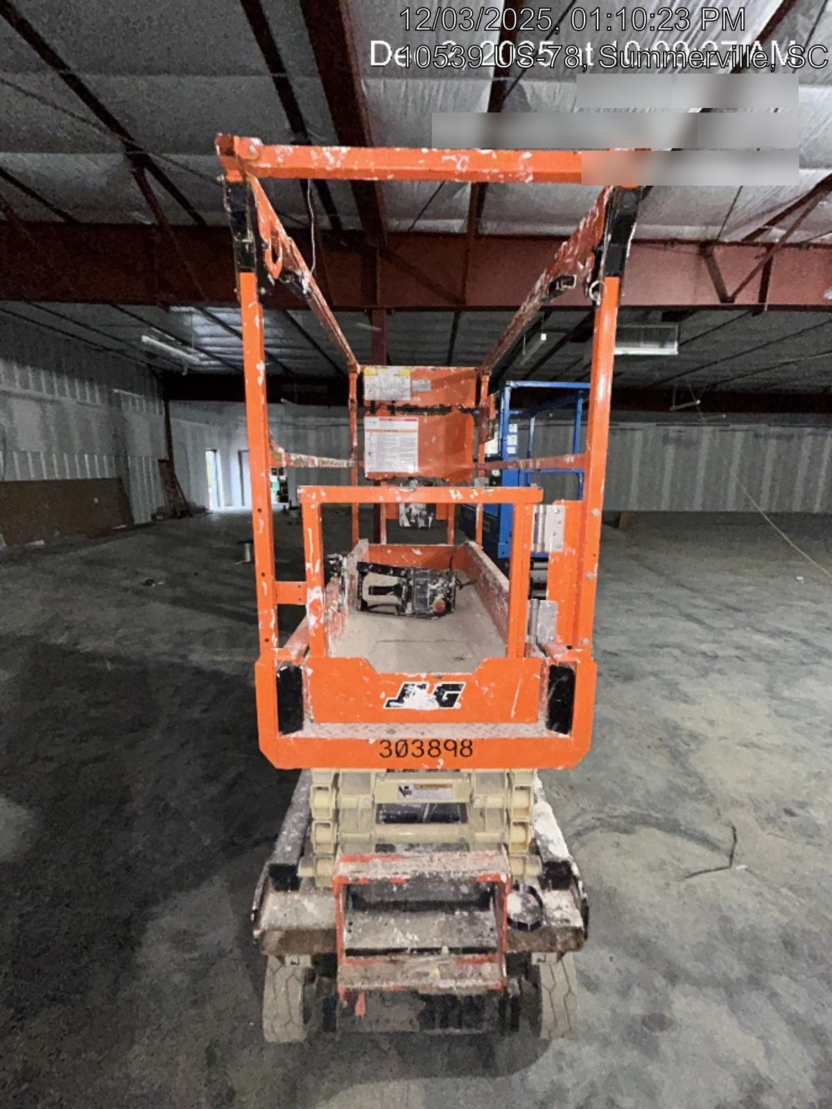 2023 JLG ES1932